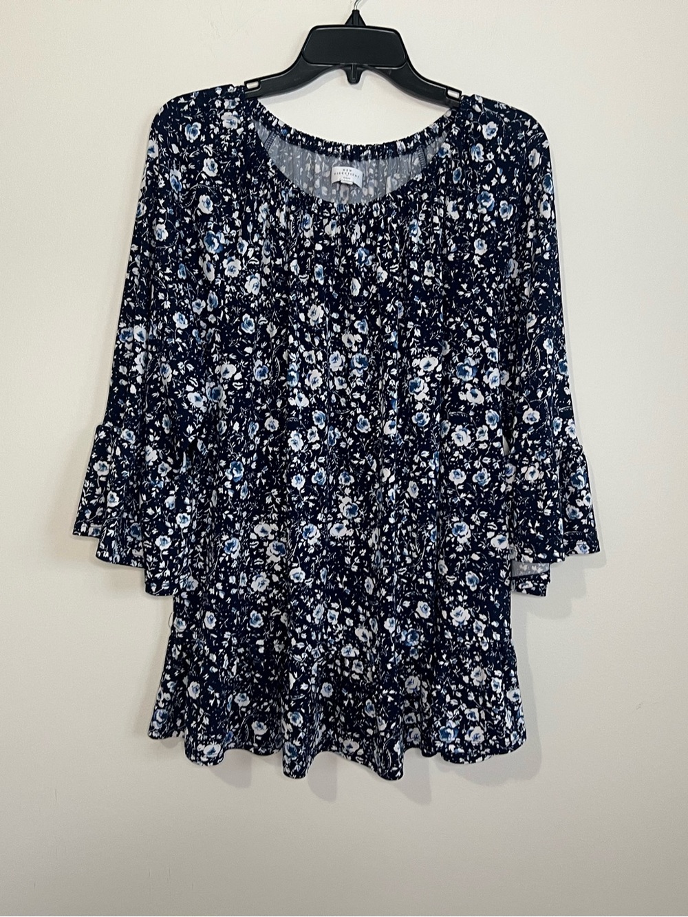 new directions Navy and White Floral Ruffle-Sleeve Tunic